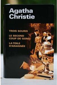 Couverture du livre Trois souris  - Agatha Christie