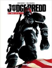 Couverture du livre Judge Dredd Democratie - John Wagner